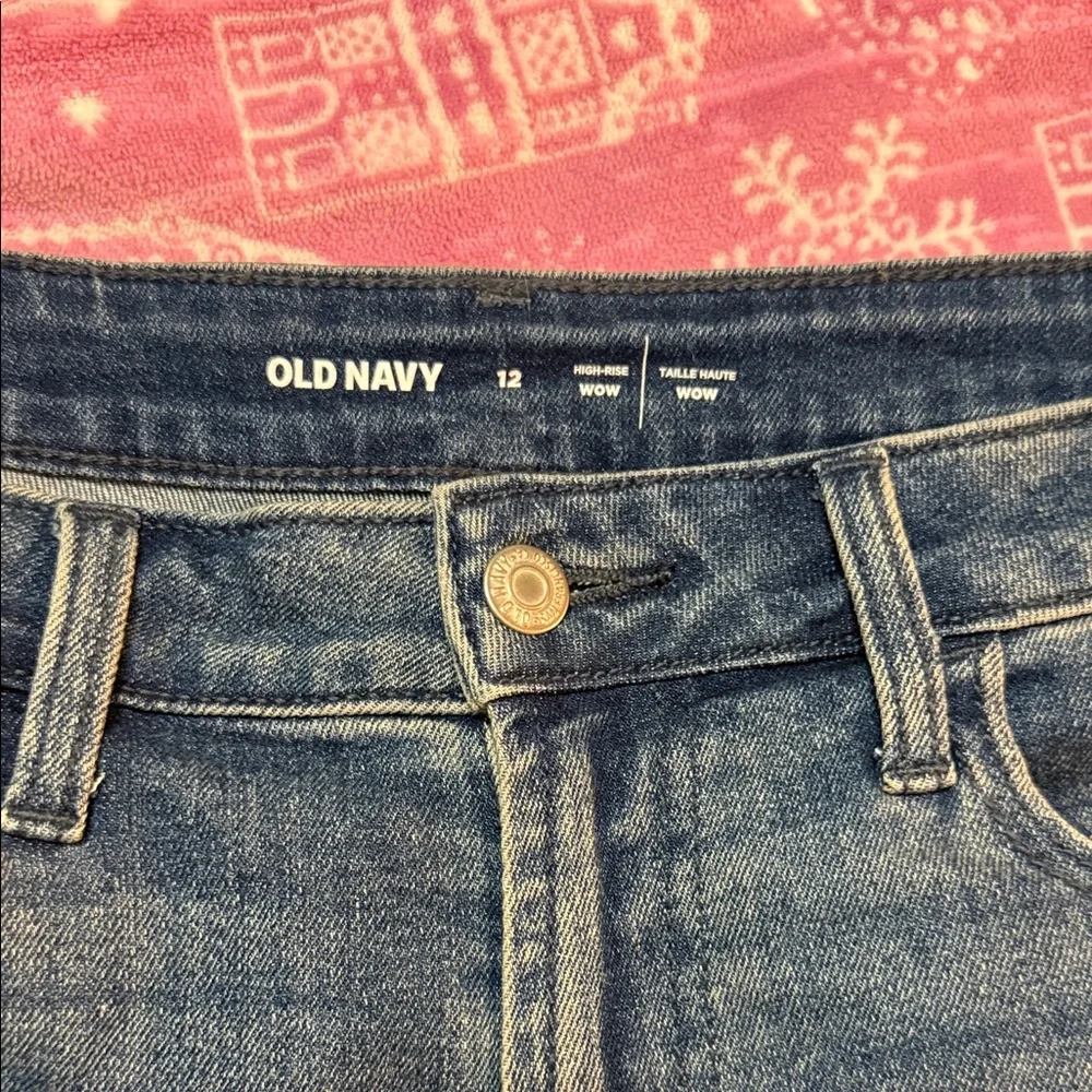 OLD NAVY | High-Rise Wow Jean Short size 12 - Picture 3 of 6